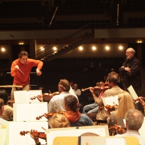 Kurt Masur und Cornelius Meister beim Kurs des Dirigentenforums des Deutschen Musikrats mit dem Beethovenorchester Bonn 2006
